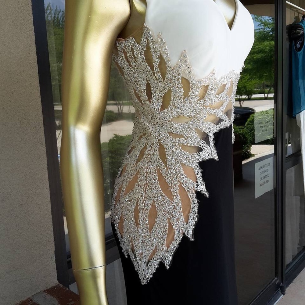 Dave and Johnny Starburst dress